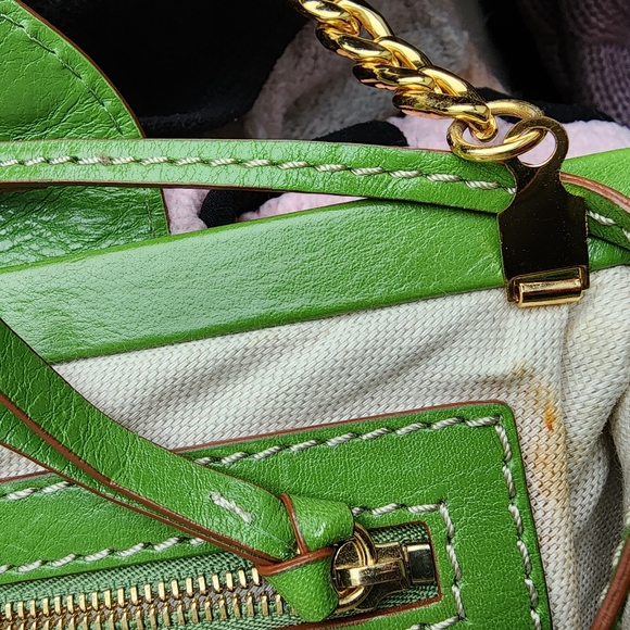 Lime Green Purse - read listing - Picture 15 of 16